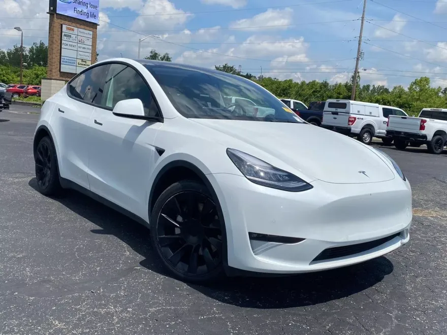 2021 Tesla Model Y Long Range photo 1