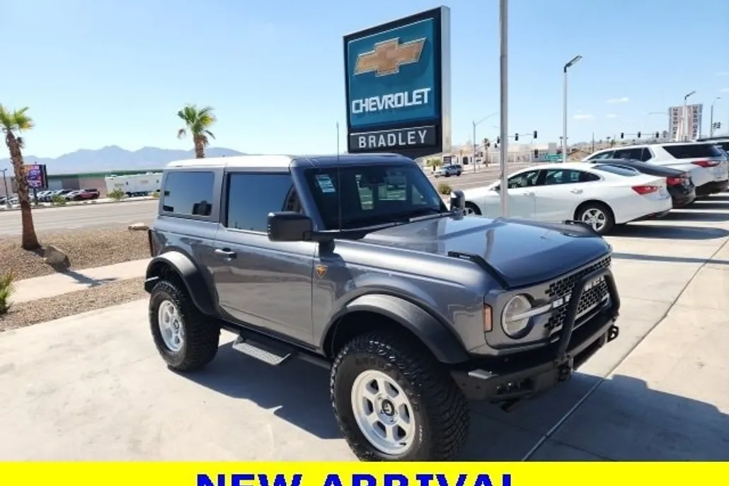 2024 Ford Bronco Badlands photo 1