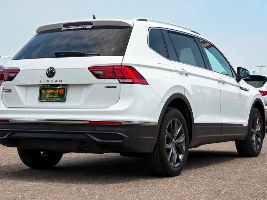 2024 Volkswagen Tiguan SE Wolfsburg Edition photo 1
