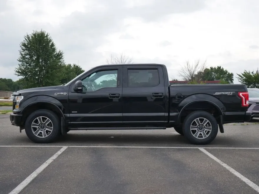 2017 Ford F-150 XLT photo 1