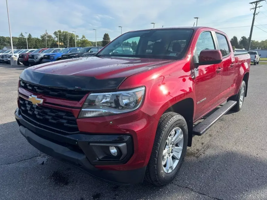 2021 Chevrolet Colorado LT photo 1