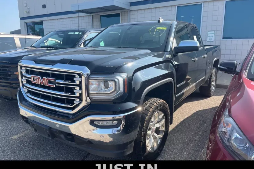 2017 Gmc Sierra 1500 SLT photo 1