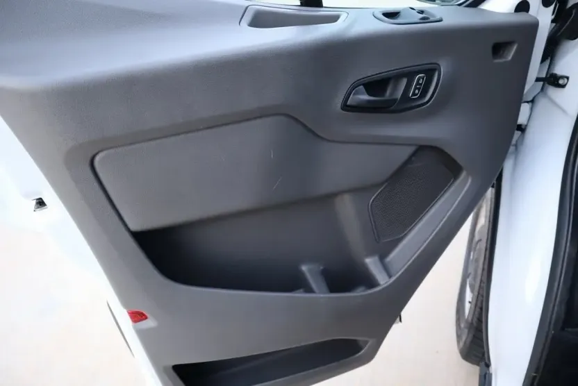2022 Ford Transit Cargo Van photo 1