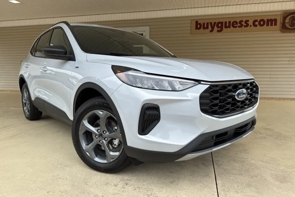 2025 Ford Escape ST-Line photo 1