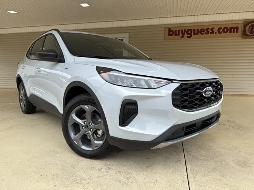 2025 Ford Escape ST-Line photo 1