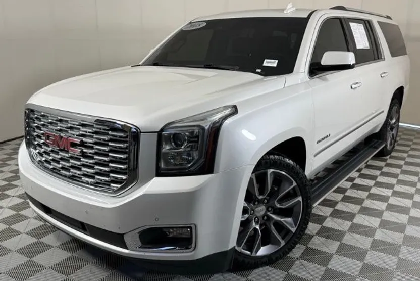 2018 Gmc Yukon XL Denali photo 1