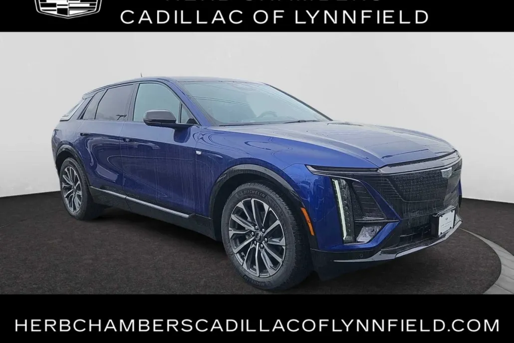 2025 Cadillac Lyriq Sport photo 1