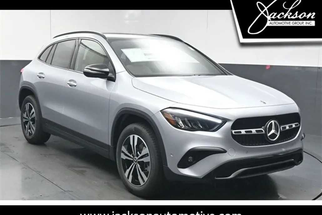 2026 Mercedes Benz GLA 250 photo 1