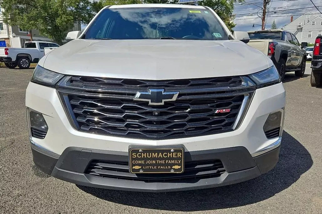 2023 Chevrolet Traverse RS photo 1