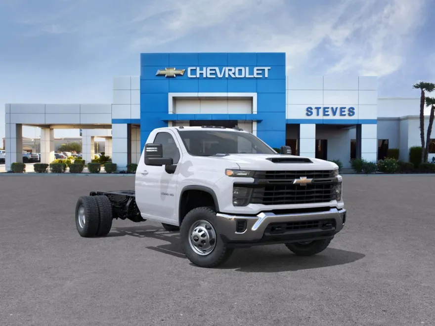2025 Chevrolet Silverado 3500HD Work Truck photo 1