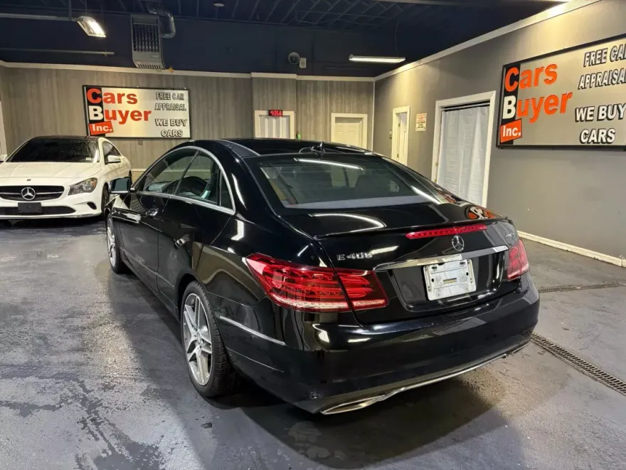 2015 Mercedes Benz E 400 4MATIC Coupe photo 1