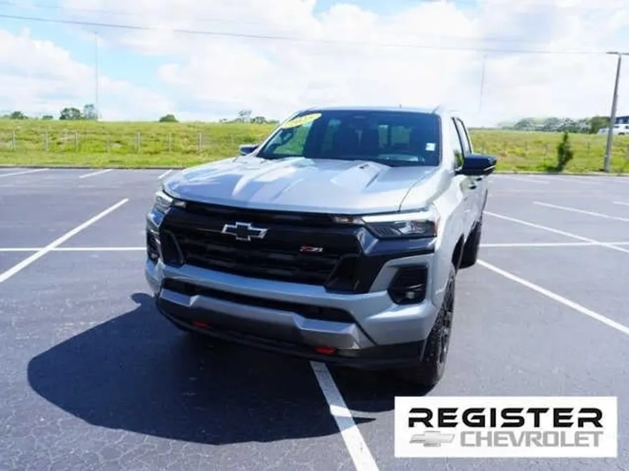 2025 Chevrolet Colorado Z71 photo 1