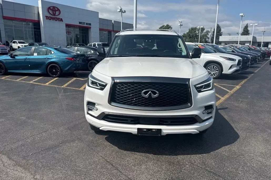 2023 Infiniti QX80 Premium Select photo 1