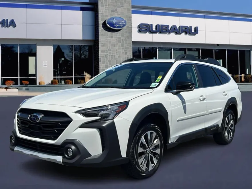 2025 Subaru Outback Limited photo 1