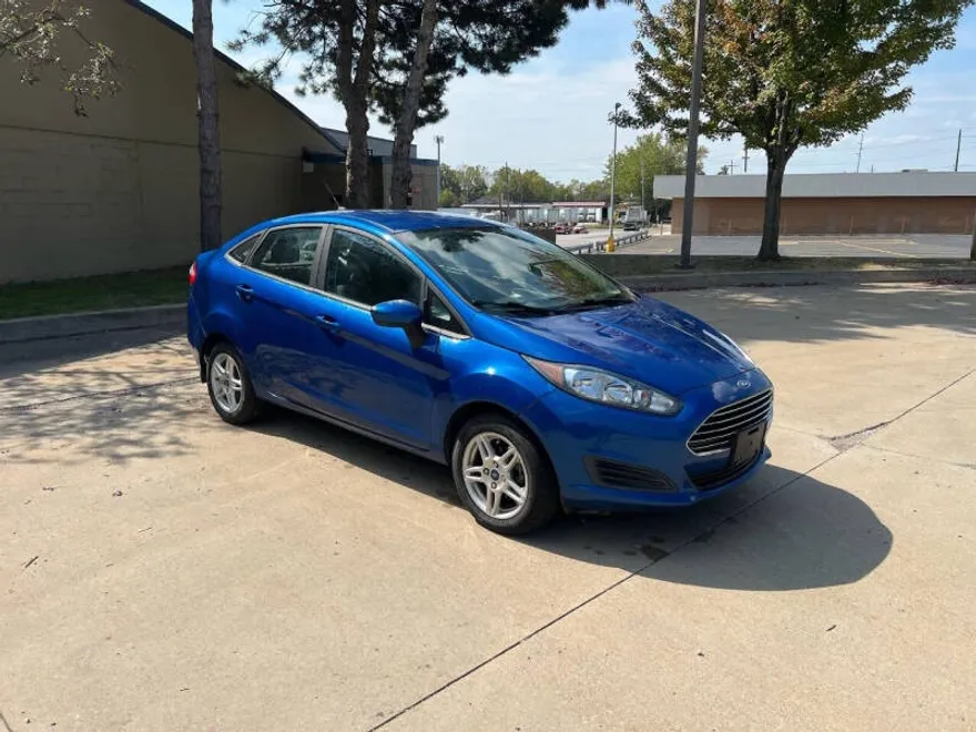 2019 Ford Fiesta SE photo 1