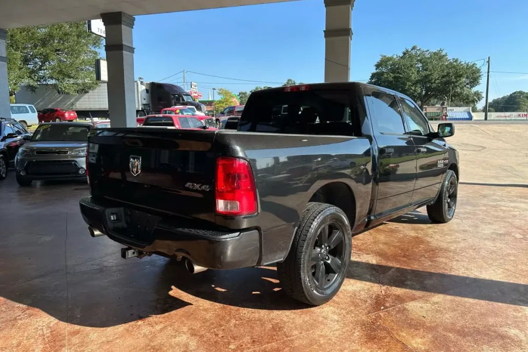 2018 Ram 1500 Express photo 1