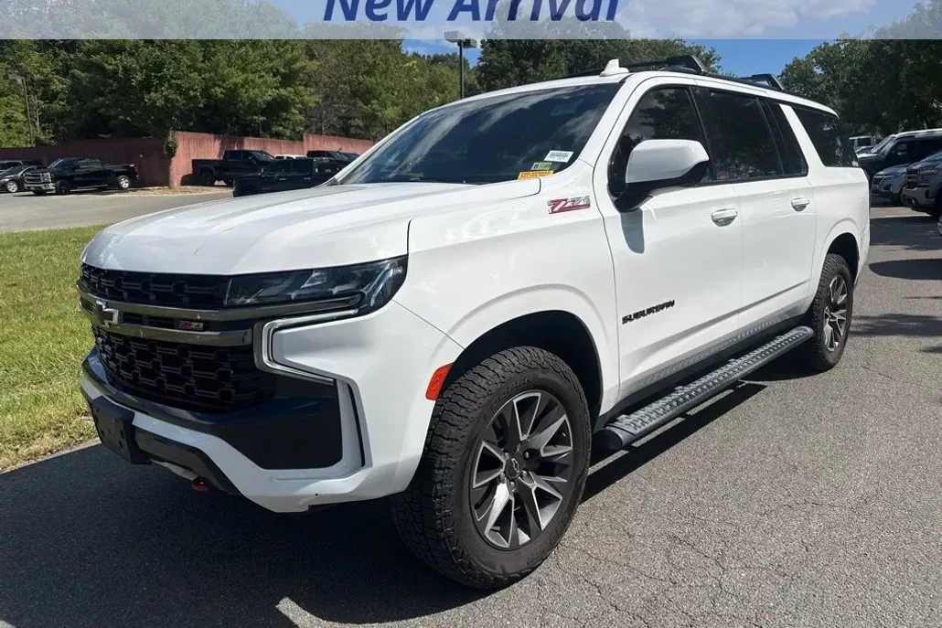 2021 Chevrolet Suburban Z71 photo 1