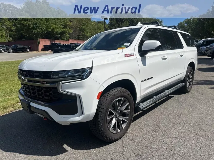 2021 Chevrolet Suburban Z71 photo 1