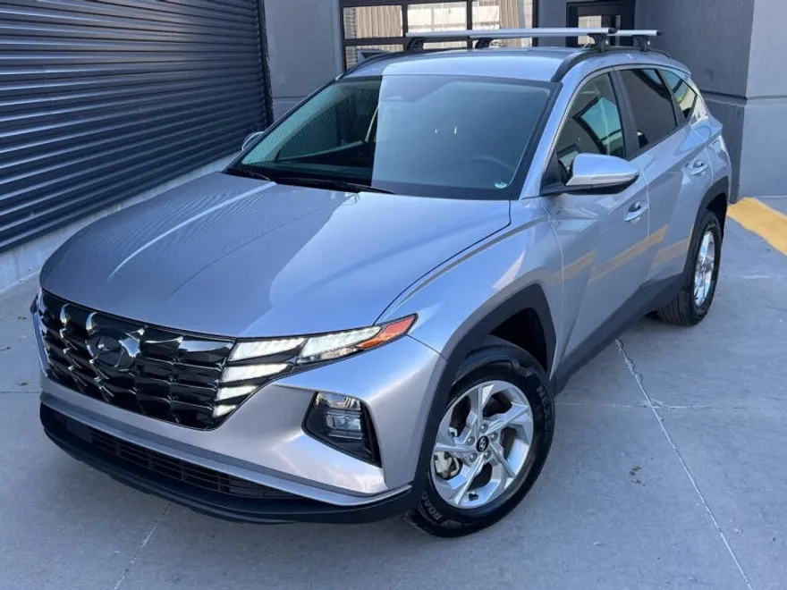 2022 Hyundai Tucson SEL photo 1