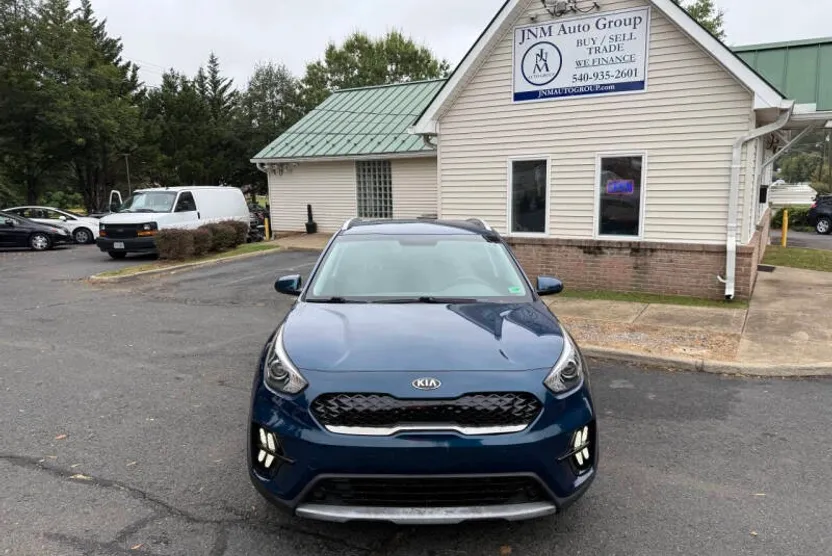 2020 Kia Niro LX photo 1