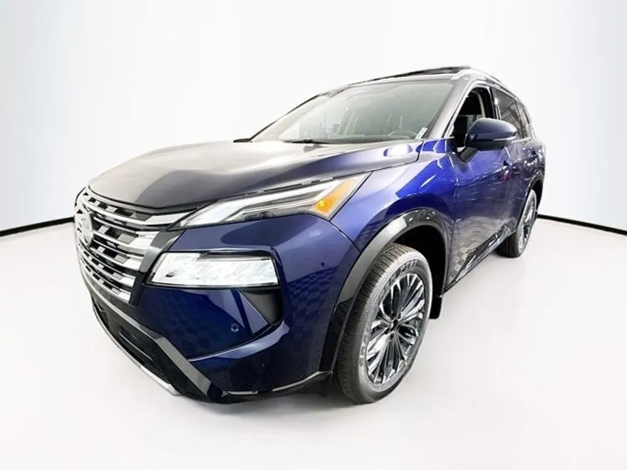 2026 Nissan Rogue Platinum photo 1