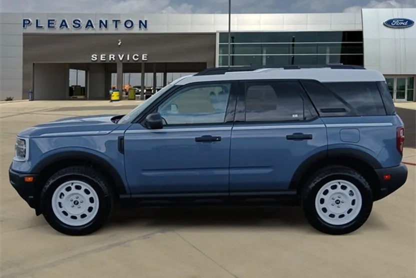 2025 Ford Bronco Sport Heritage photo 1