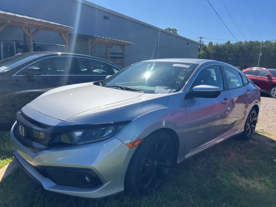 2019 Honda Civic Sport photo 1