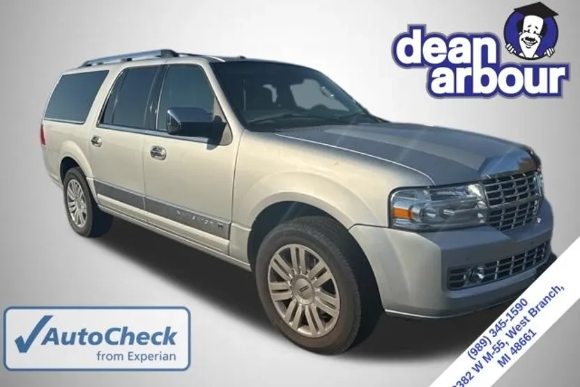 2013 Lincoln Navigator L Base photo 1