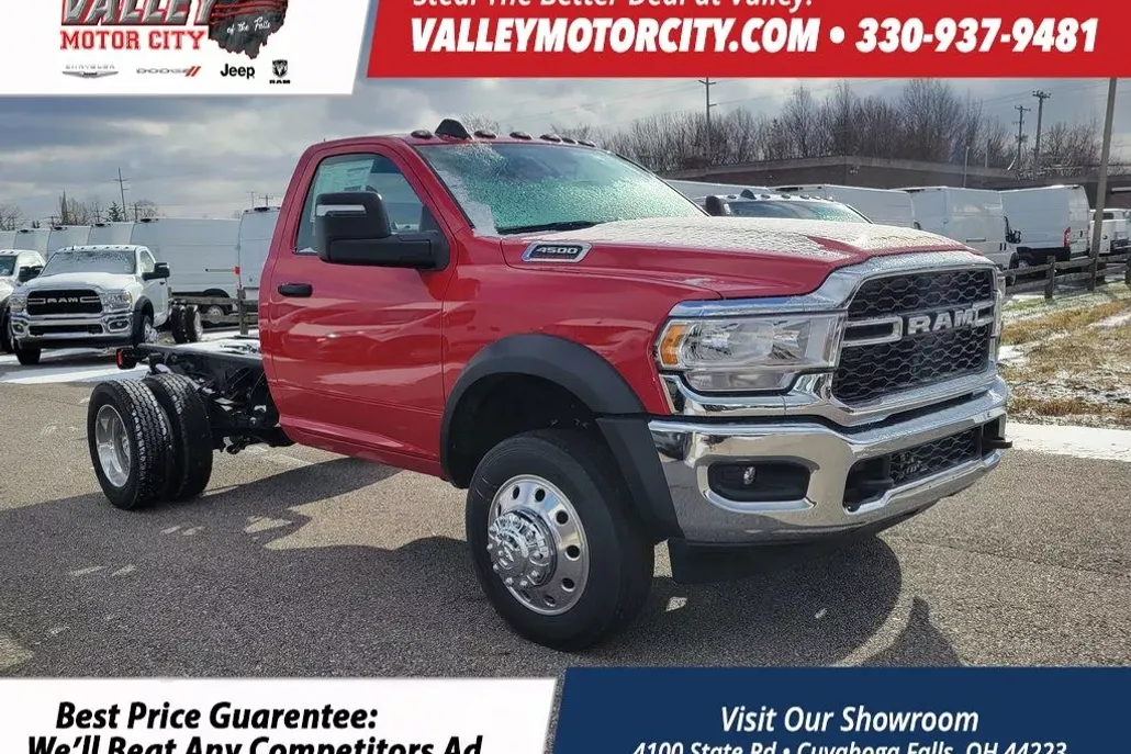 2024 Ram 4500 Tradesman photo 1