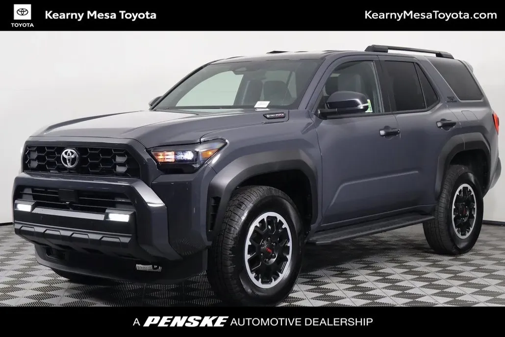 2025 Toyota 4Runner TRD Off-Road photo 1