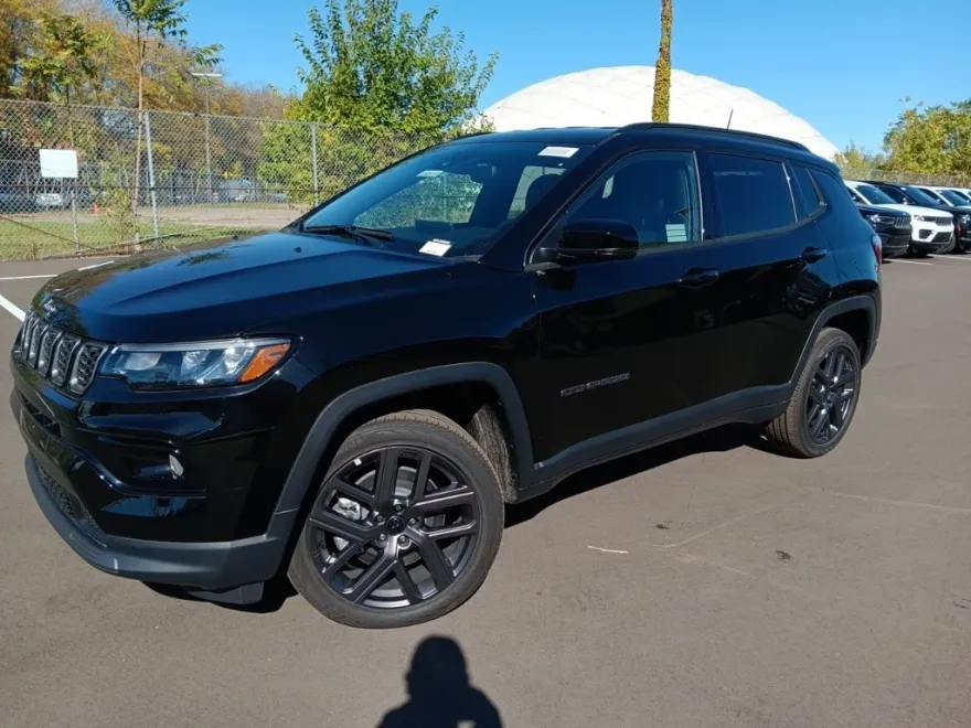 2026 Jeep Compass Limited Altitude photo 1
