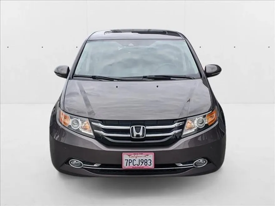 2016 Honda Odyssey Touring Elite photo 1