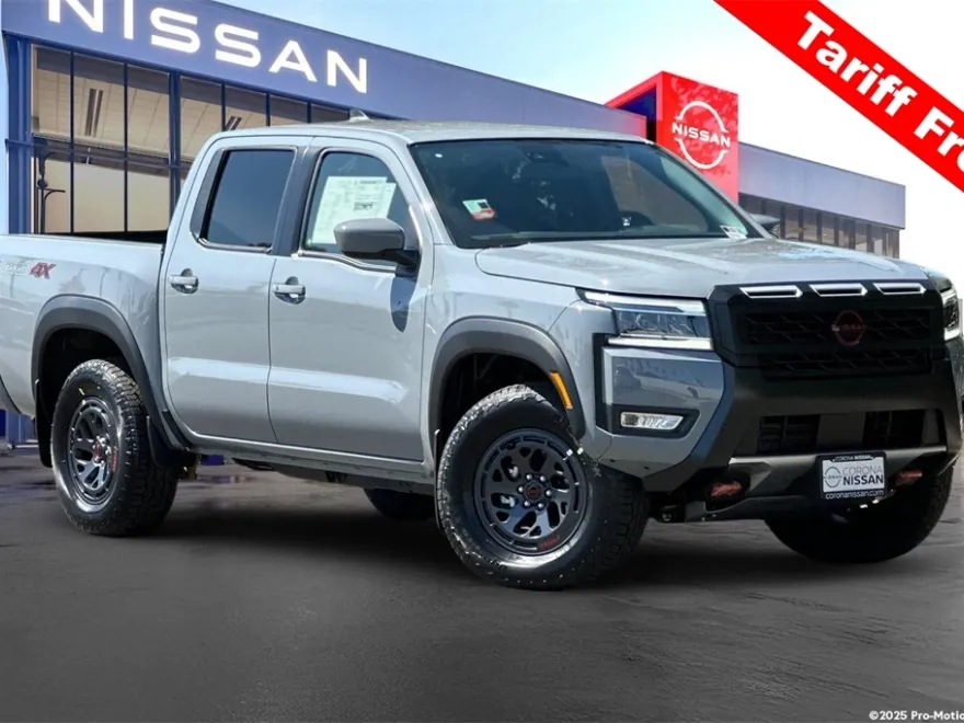 2025 Nissan Frontier PRO-4X photo 1