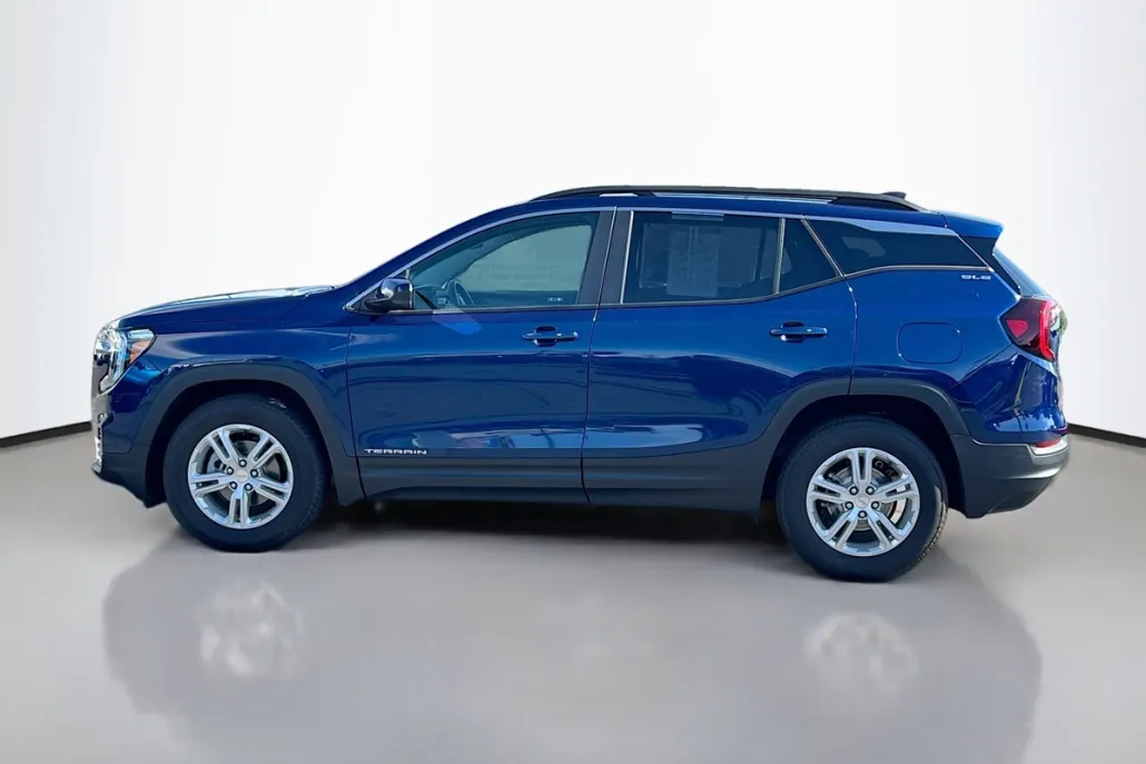 2023 Gmc Terrain SLE photo 1