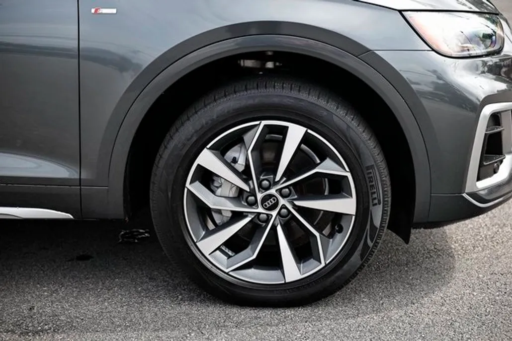 2022 Audi Q5 Sportback 45 S line Premium Plus photo 1