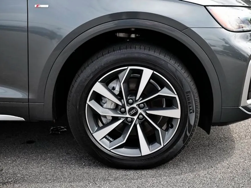2022 Audi Q5 Sportback 45 S line Premium Plus photo 1