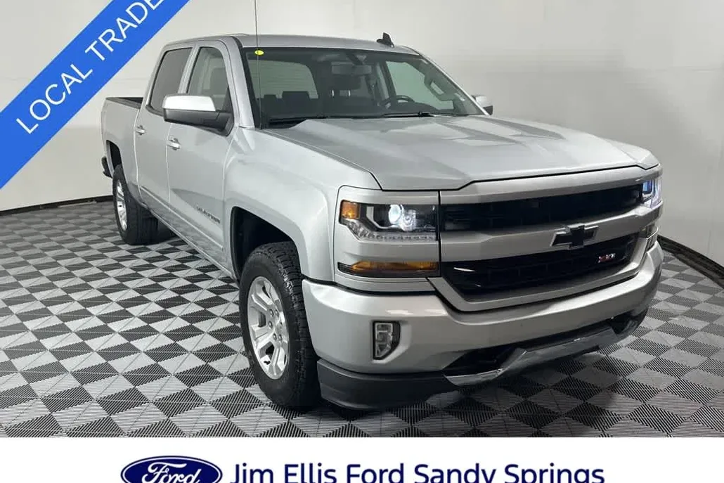 2016 Chevrolet Silverado 1500 LT photo 1