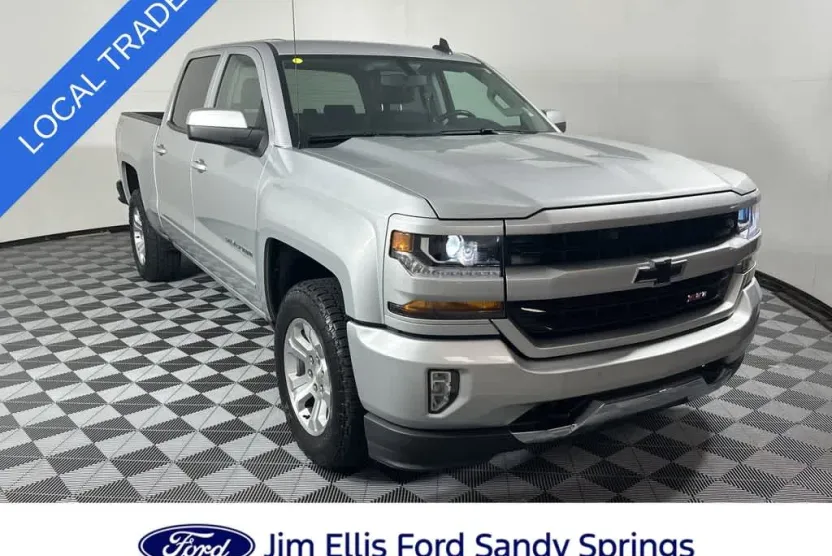 2016 Chevrolet Silverado 1500 LT photo 1