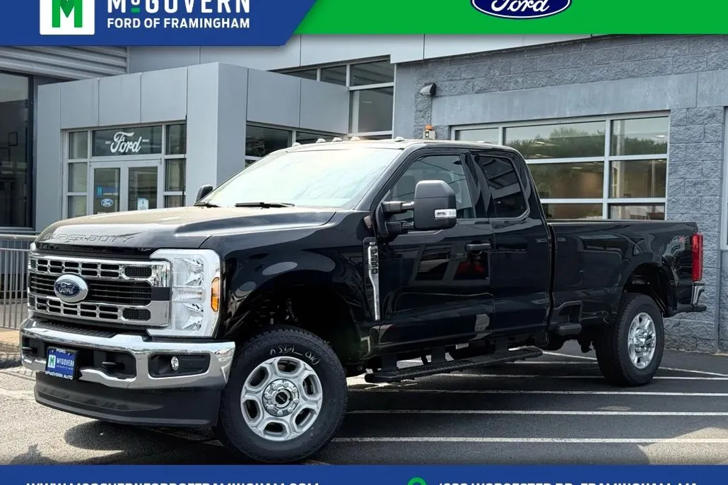 2025 Ford F-250 XLT photo 1