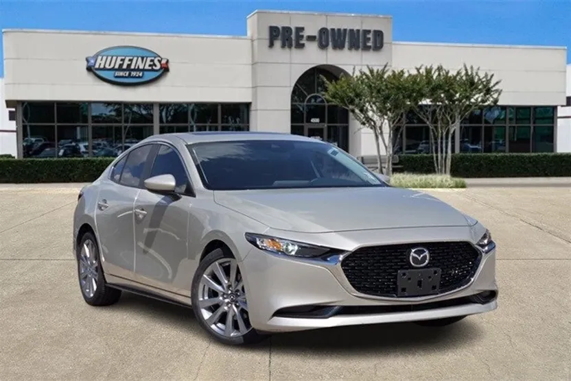 2022 Mazda Mazda3 Preferred photo 1
