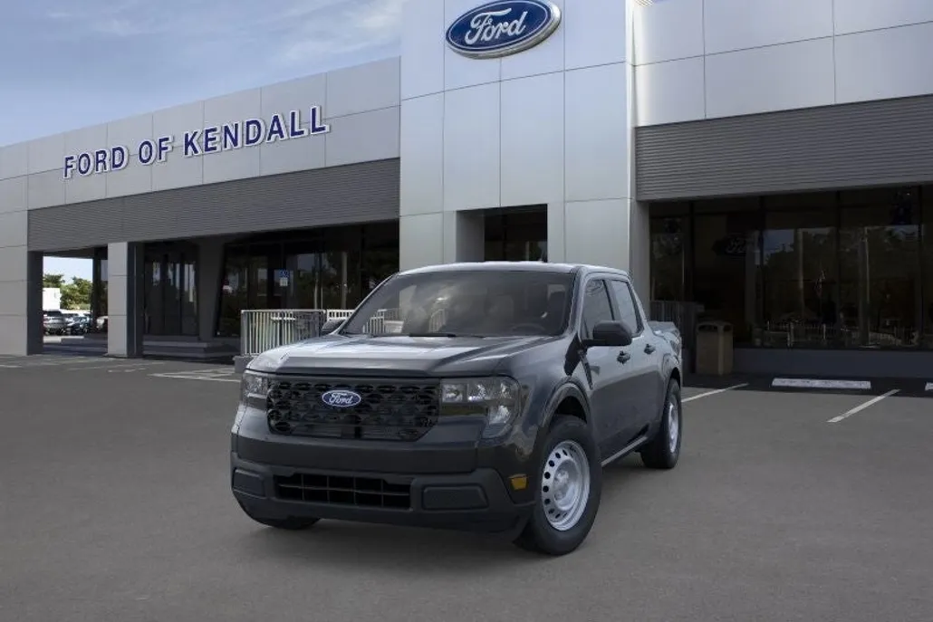 2025 Ford Maverick XL photo 1