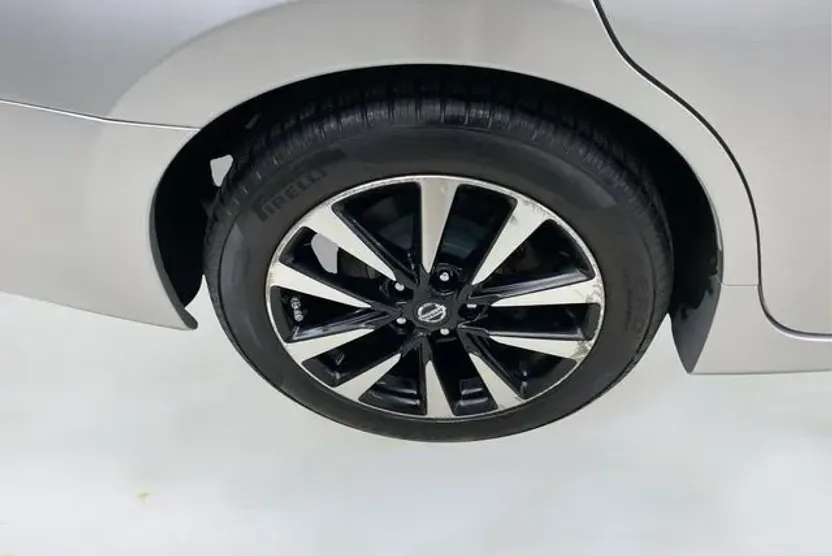 2018 Nissan Altima 2.5 SV photo 1
