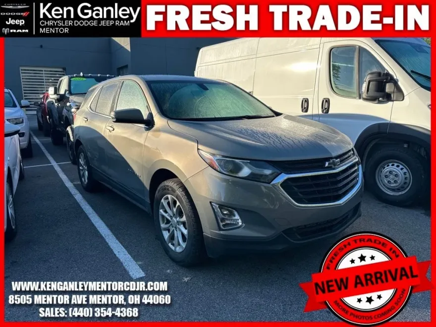 2018 Chevrolet Equinox LT photo 1