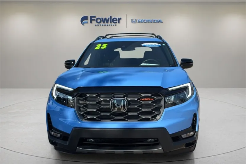 2025 Honda Passport TrailSport photo 1