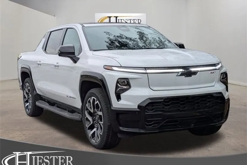 2025 Chevrolet Silverado EV RST photo 1