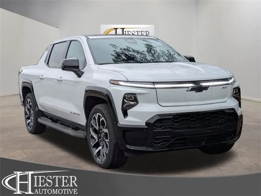 2025 Chevrolet Silverado EV RST photo 1