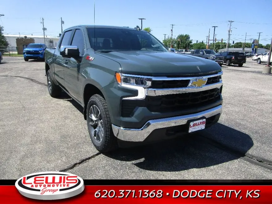 2025 Chevrolet Silverado 1500 LT photo 1