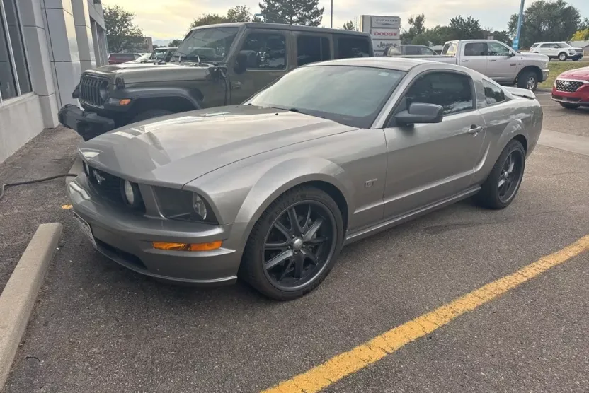 2008 Ford Mustang GT Premium photo 1