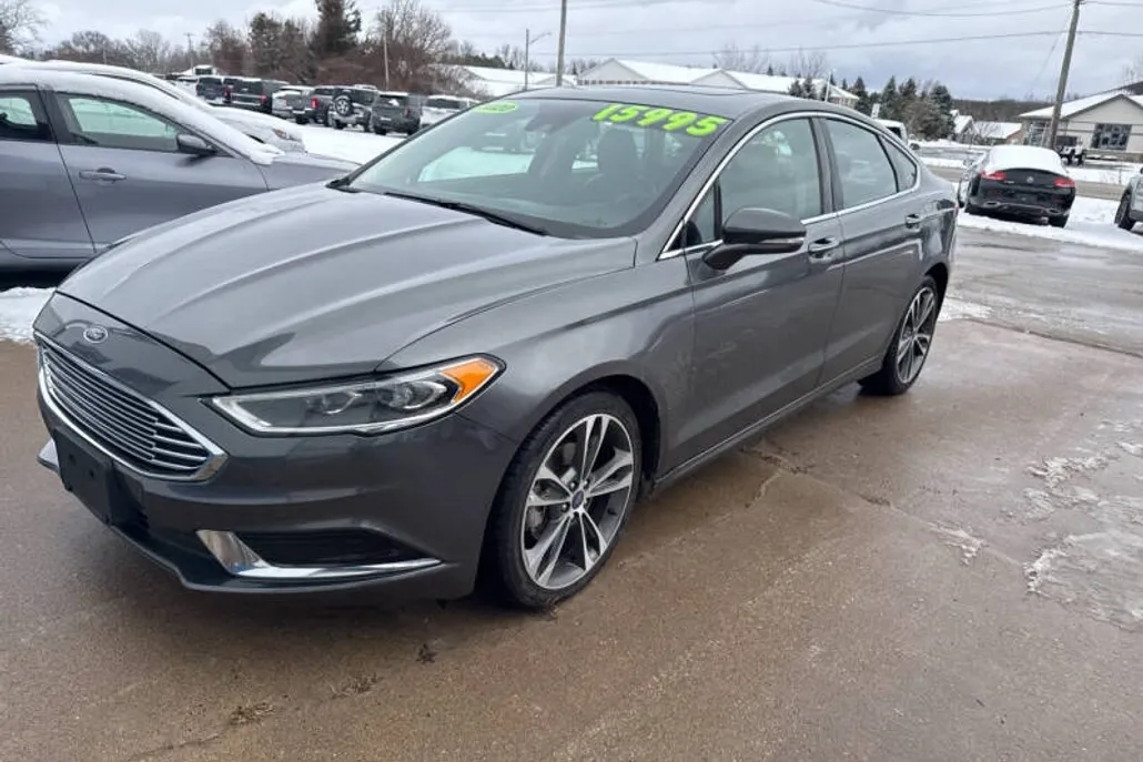 2020 Ford Fusion Titanium photo 1