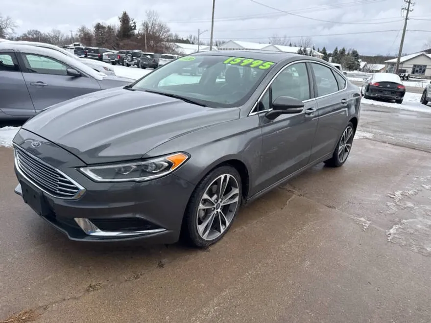 2020 Ford Fusion Titanium photo 1